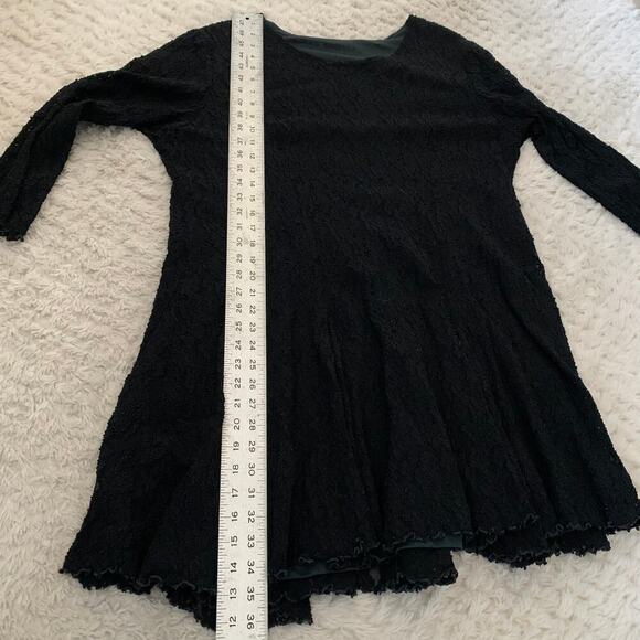 Black Lacey Trapeze Dress - Picture 7 of 10